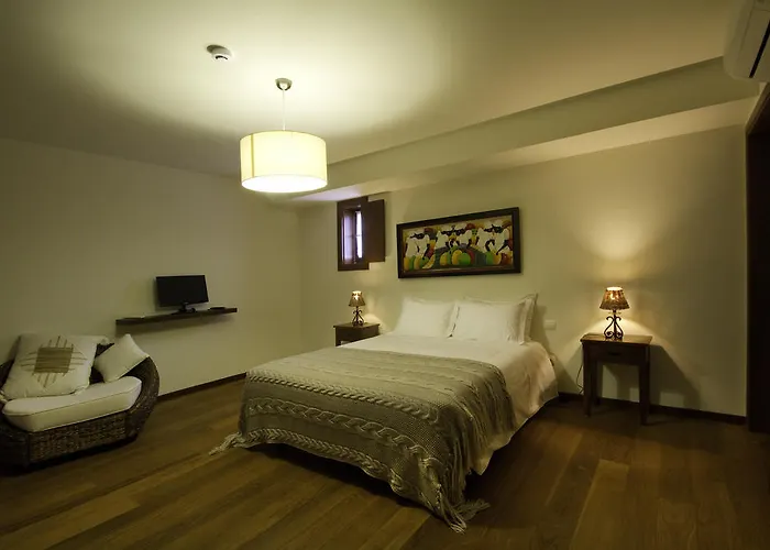 مزرعة للإقامة Quinta De Lograssol ميلادا