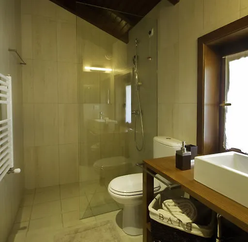 مزرعة للإقامة Quinta De Lograssol ميلادا